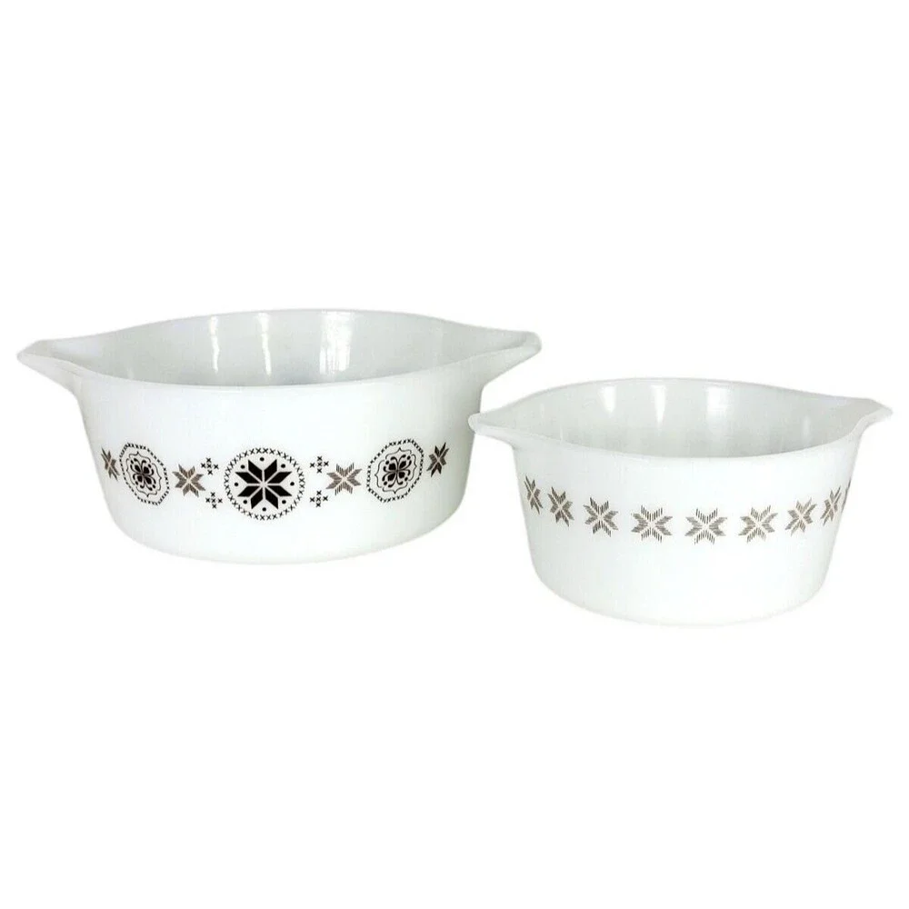 Vintage 60s Pyrex Town & Country 1 qt and 2.5 qt Round Casserole Dish Set of Two